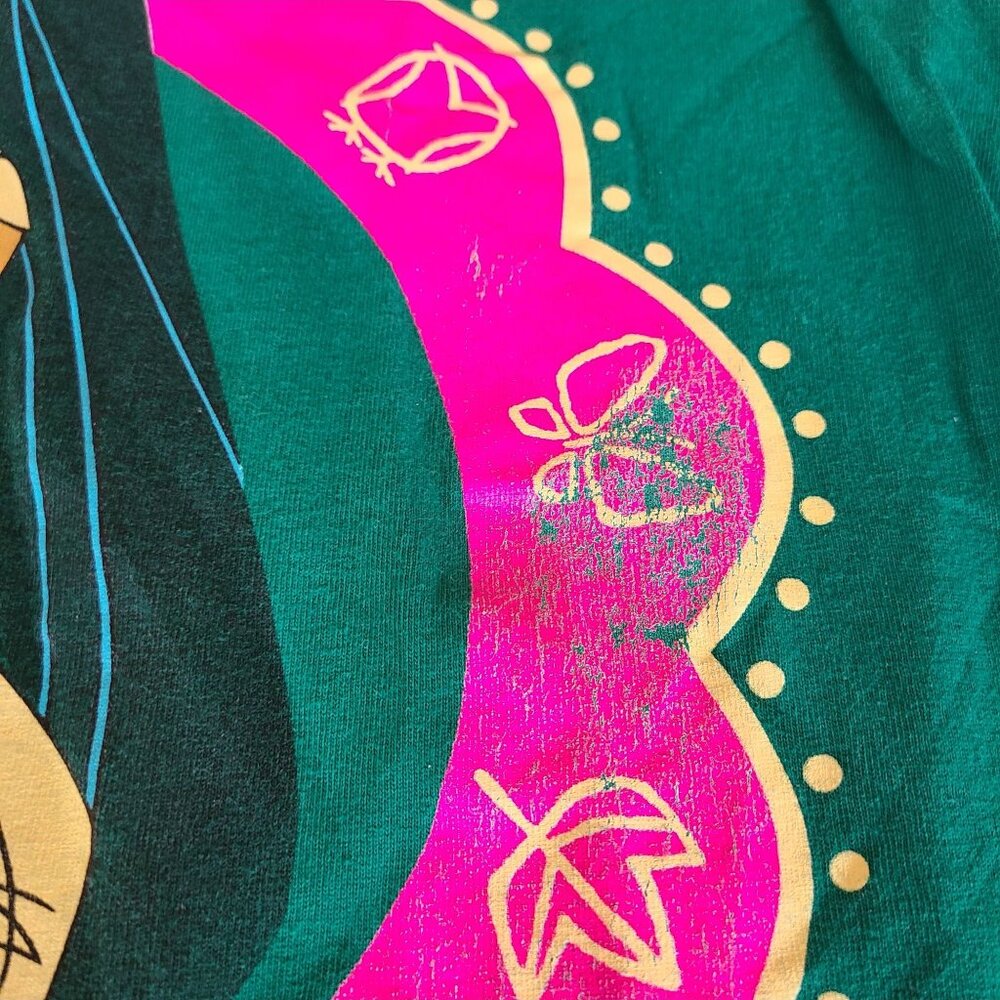 Disney Pocahontas Vintage Graphic T-Shirt Single Stitch Women's 100% Cotton - Picture 5 of 9